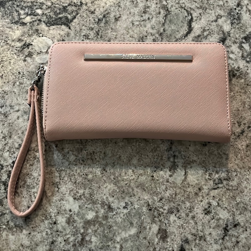 Steve Madden Pink Wristlet/ Wallet